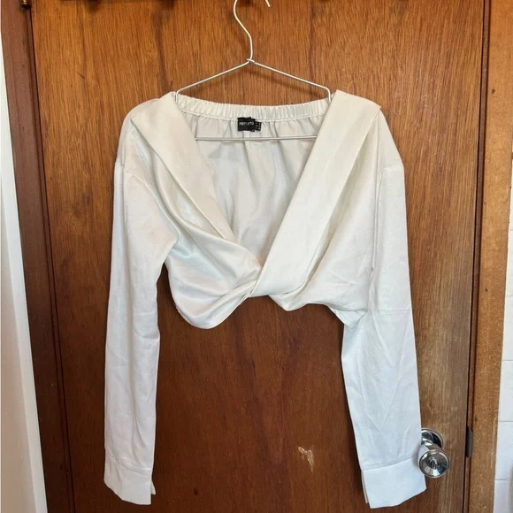 PLT Crop - Picture 2 of 4